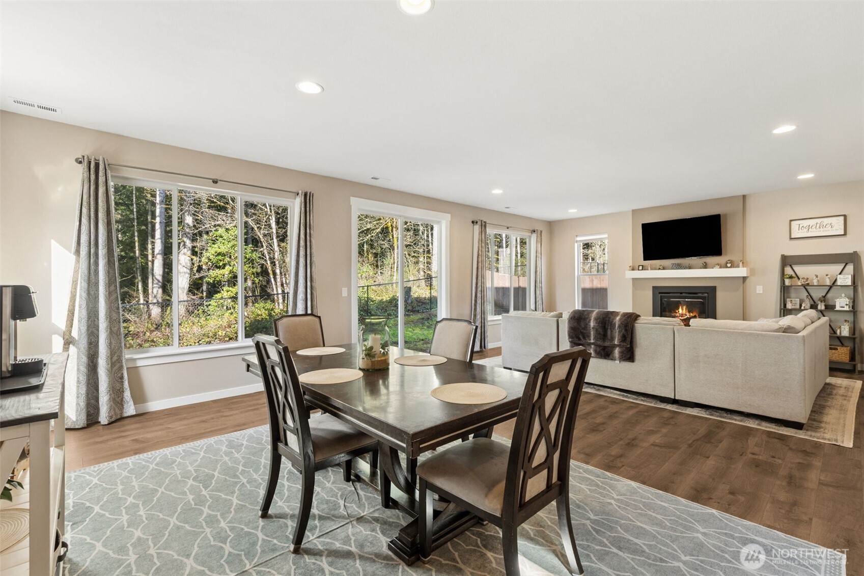 3025 Fiddleback Street NE, Lacey, WA 98516