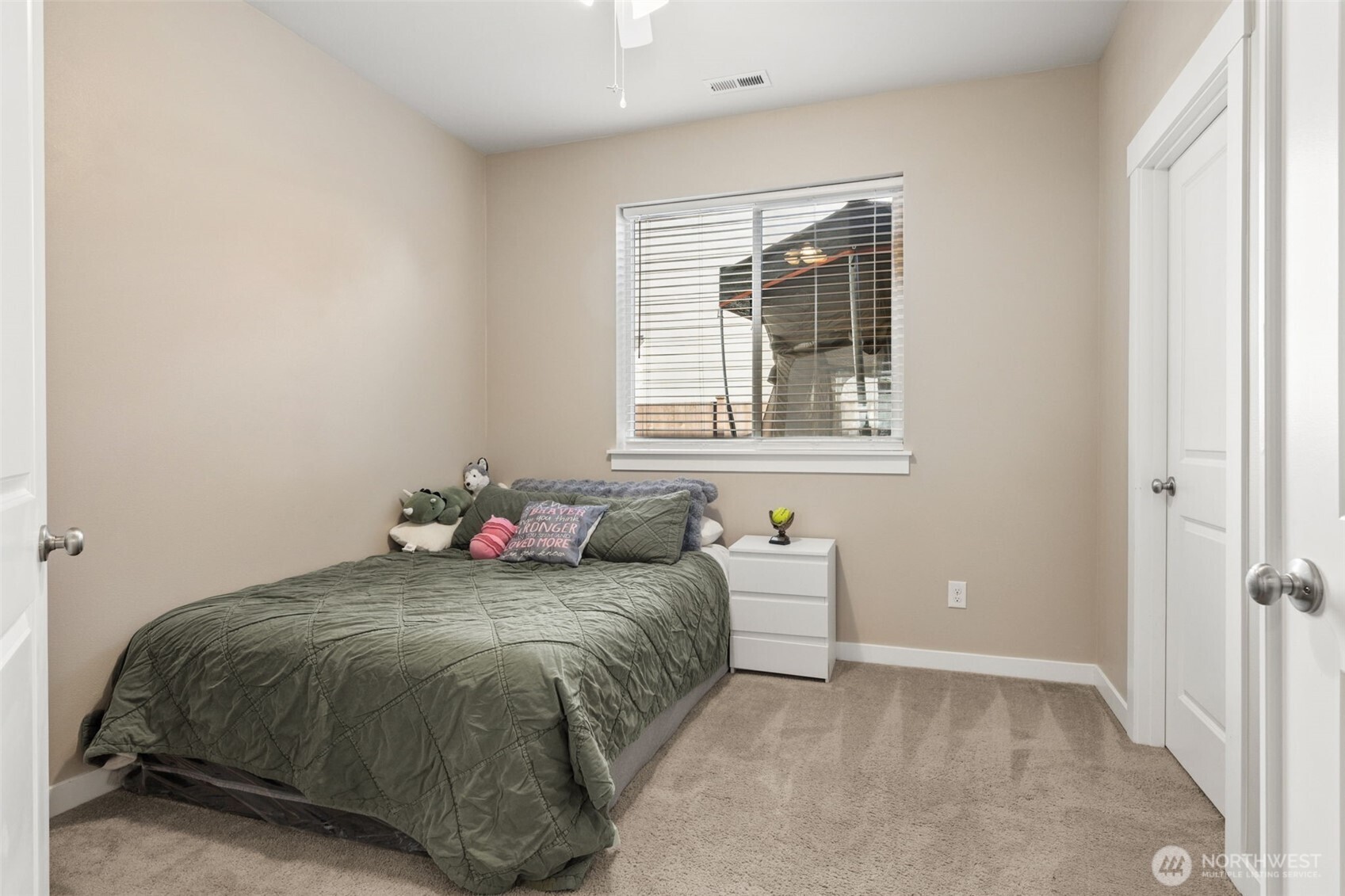 3025 Fiddleback Street NE, Lacey, WA 98516