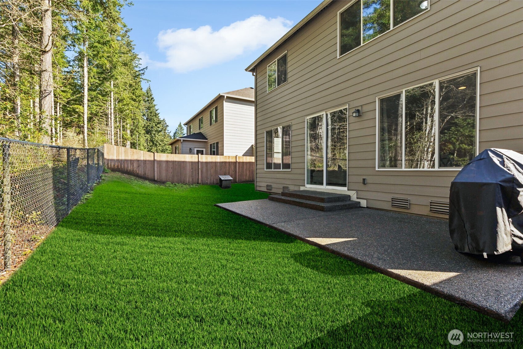 3025 Fiddleback Street NE, Lacey, WA 98516