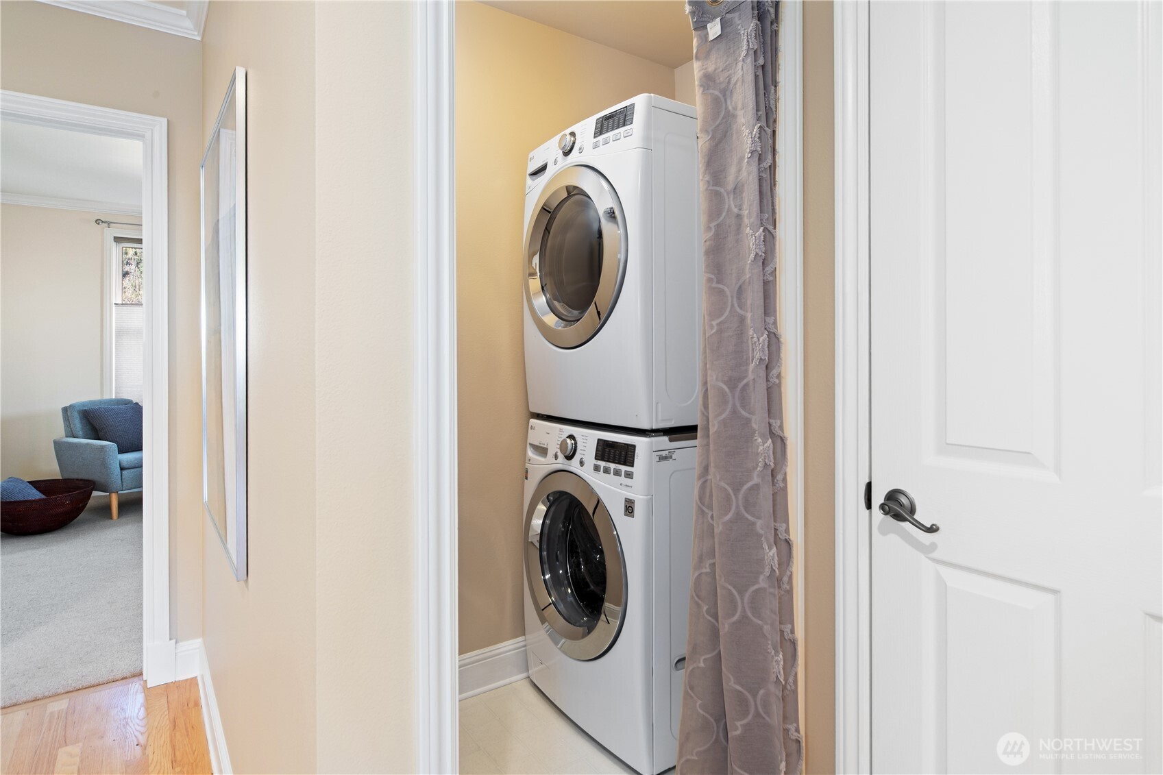 1633 Water Street #1, Port Townsend, WA 98368