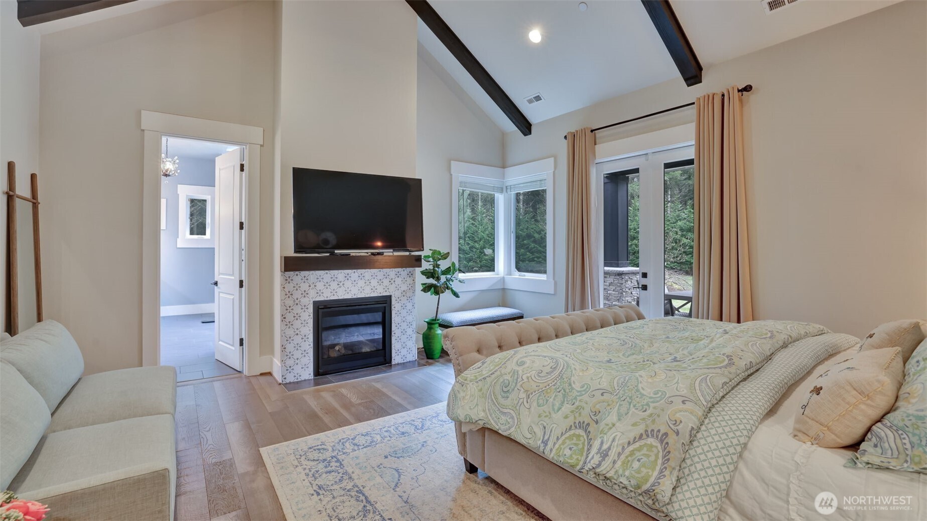 28570 318th Drive SE, Ravensdale, WA 98051