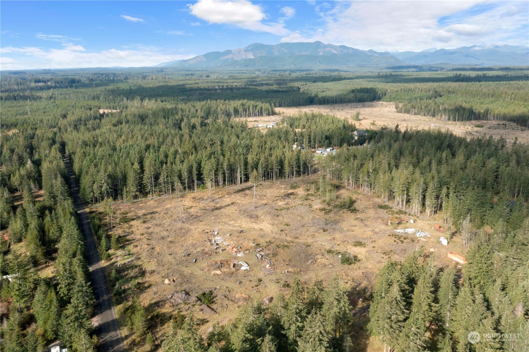 111 W Bear Grass Lane , Shelton, WA 98584