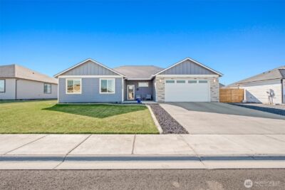 1006 6th Avenue NE, Ephrata, WA 98823 - Photo 1