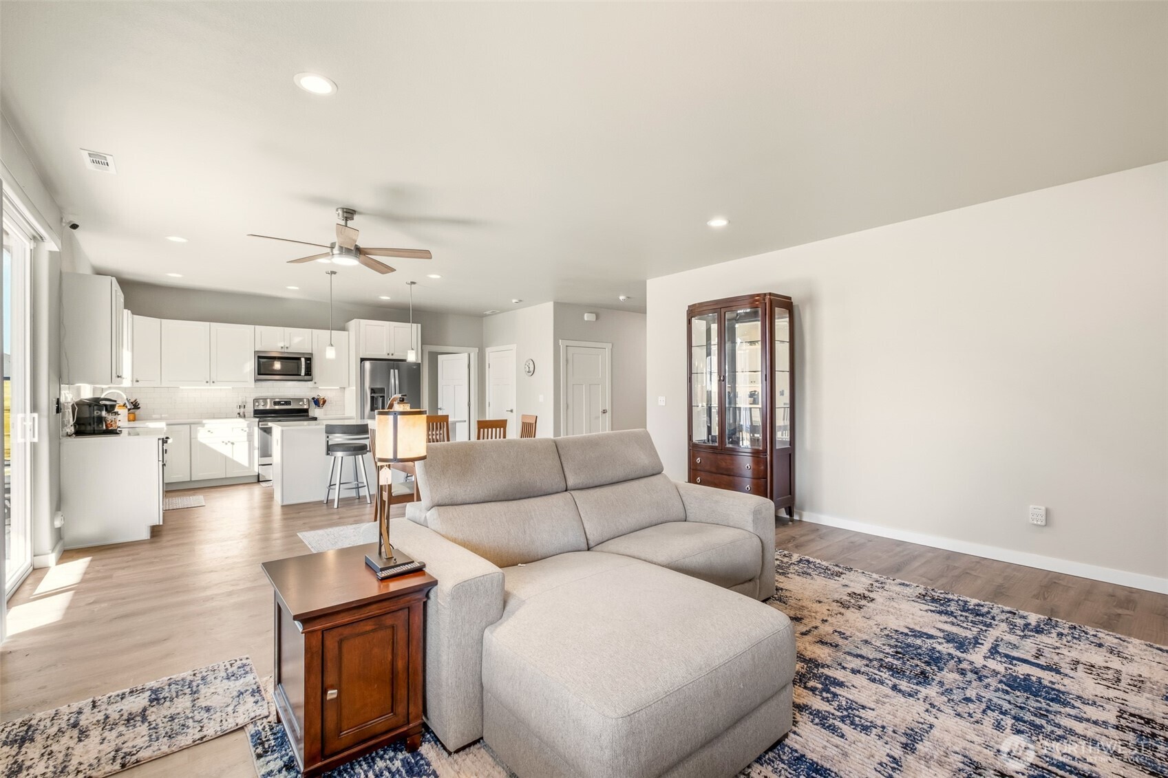1006 6th Avenue NE, Ephrata, WA 98823
