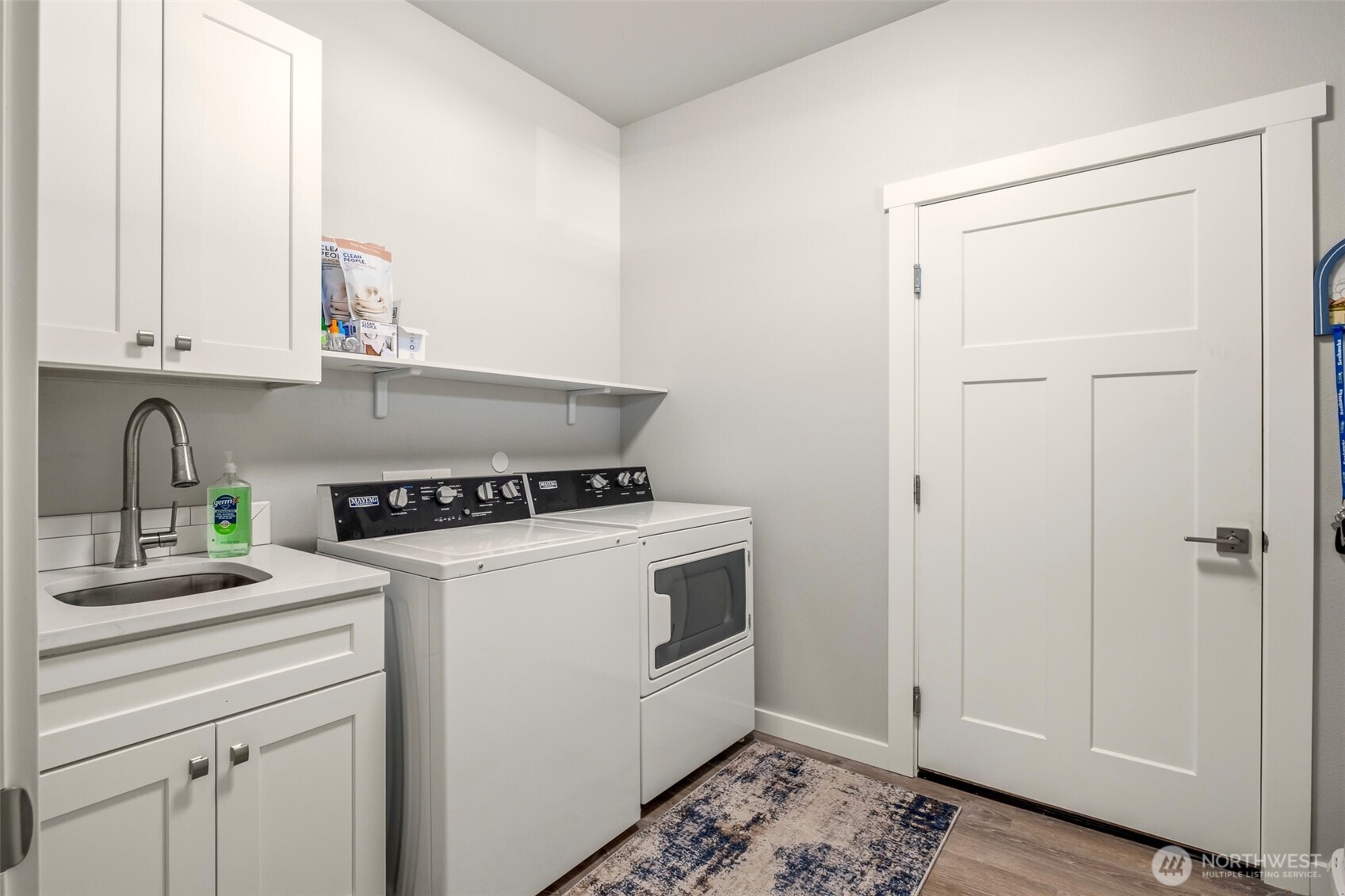 1006 6th Avenue NE, Ephrata, WA 98823