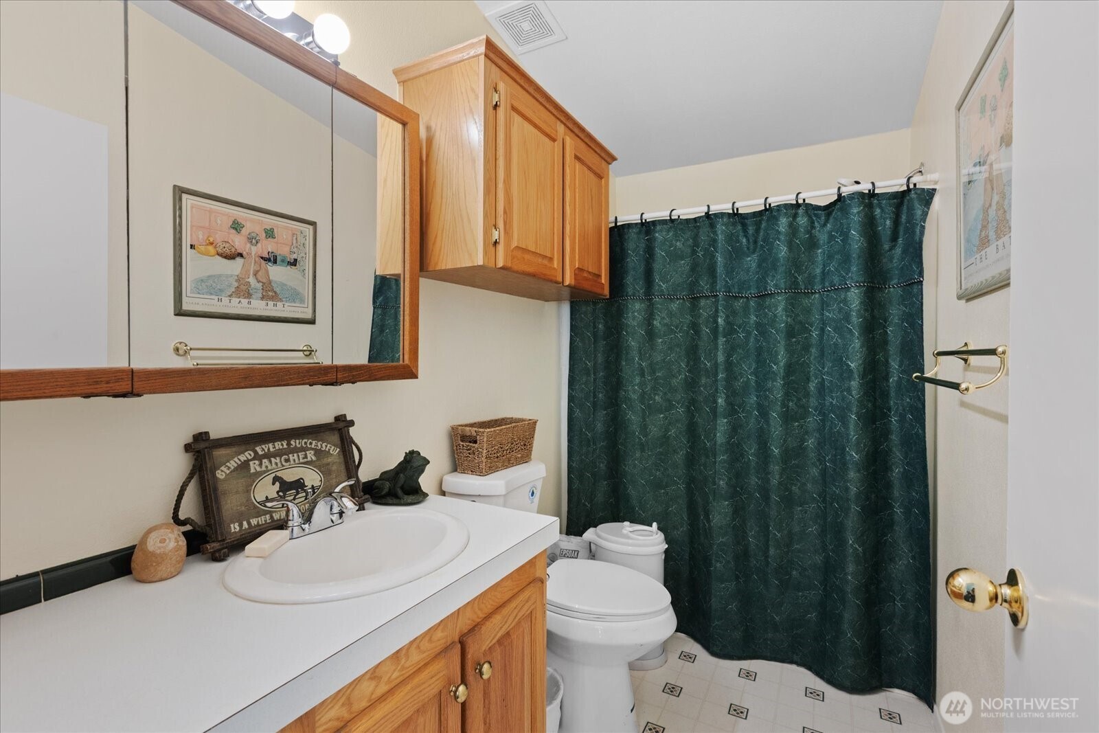 10532 Olalla Valley Road , Olalla, WA 98359