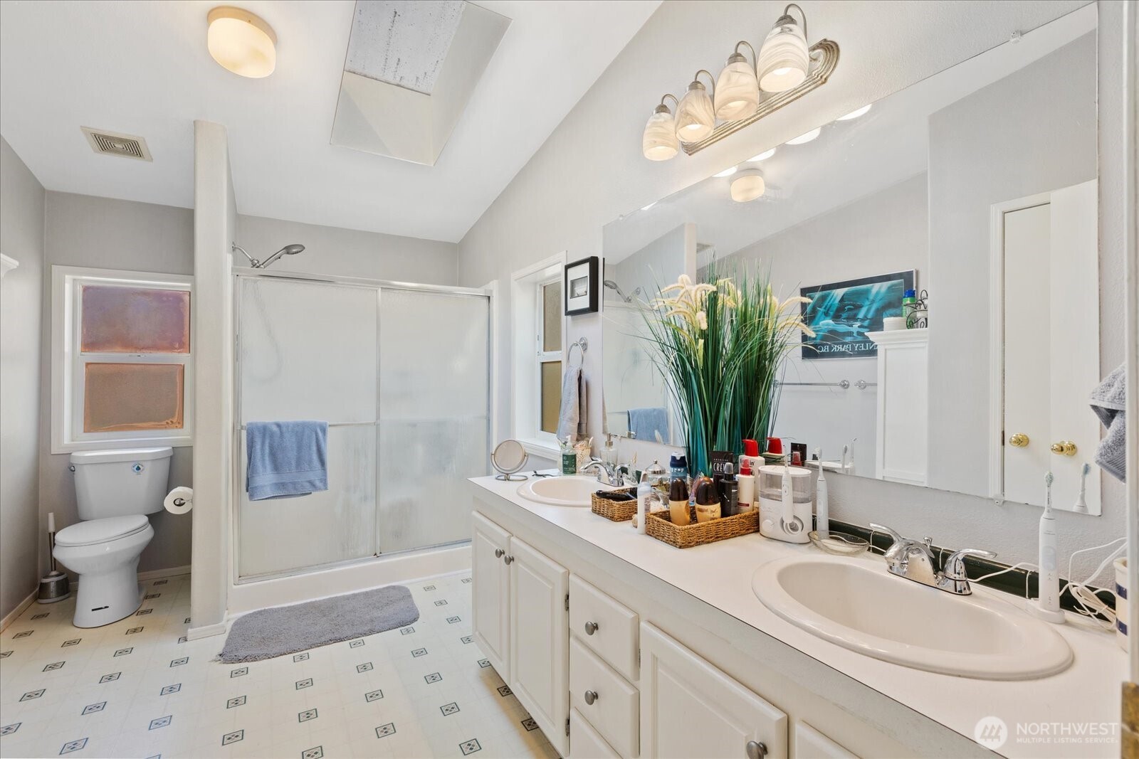 10532 Olalla Valley Road , Olalla, WA 98359