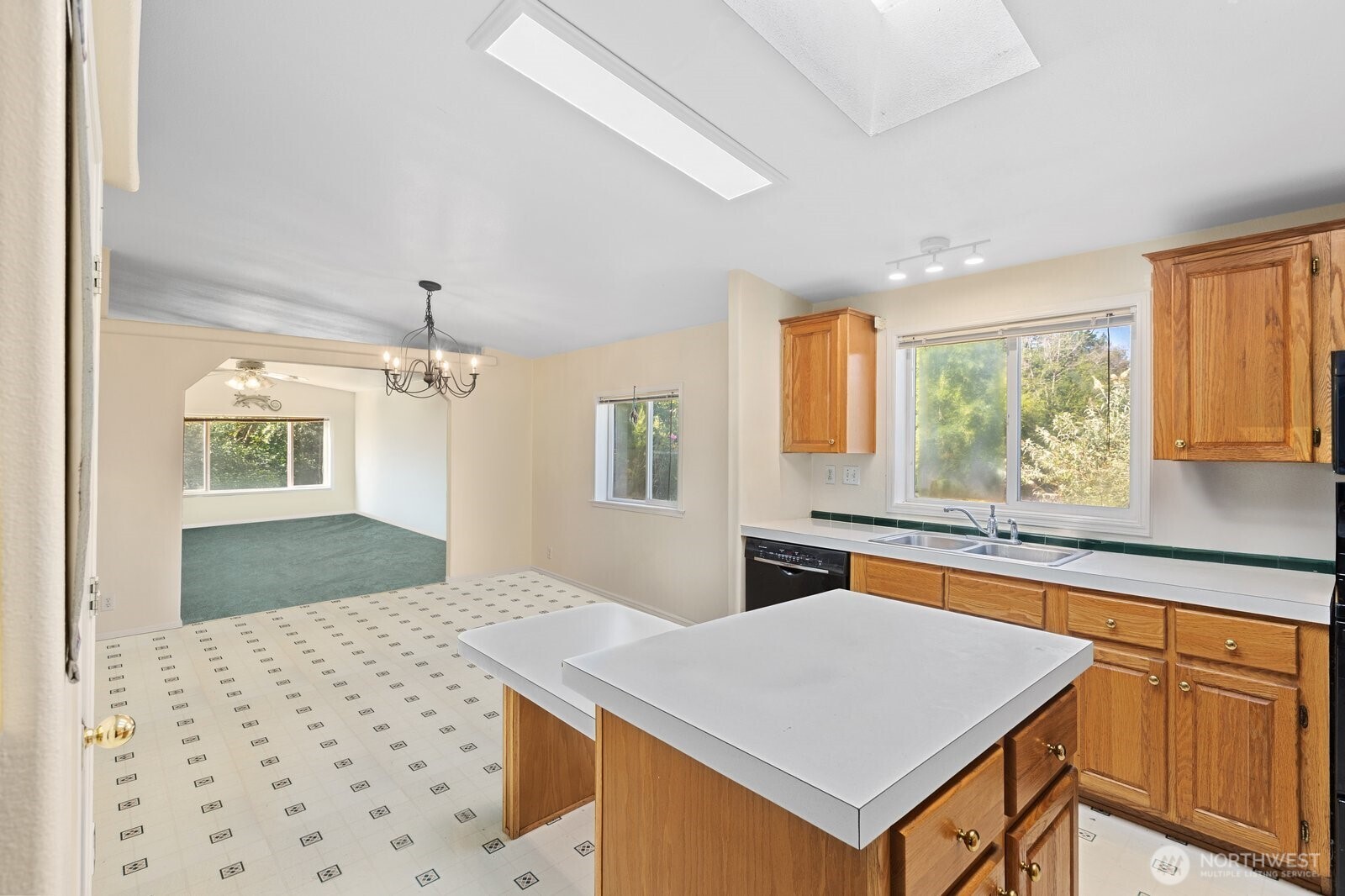 10532 Olalla Valley Road , Olalla, WA 98359