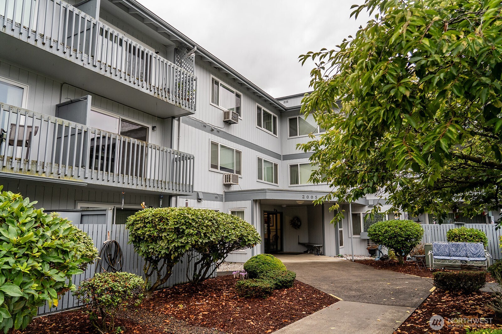 2005 Tibbetts #305, Longview, WA 98632