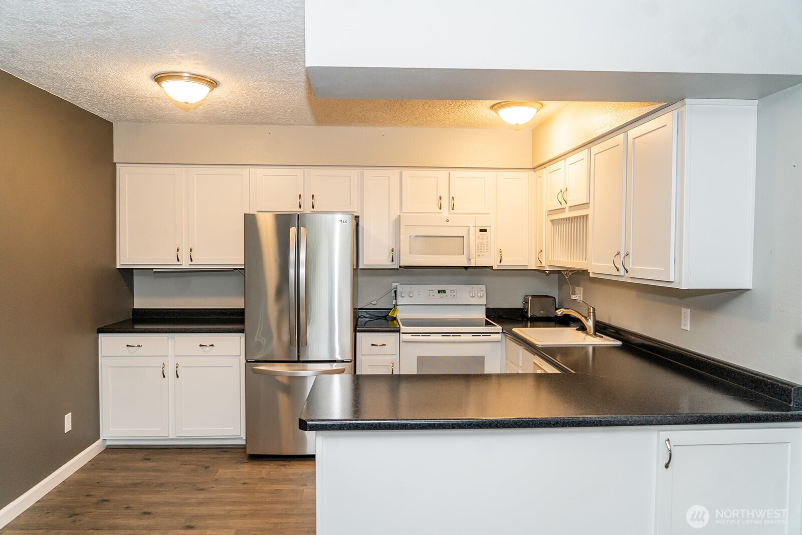 2005 Tibbetts #305, Longview, WA 98632