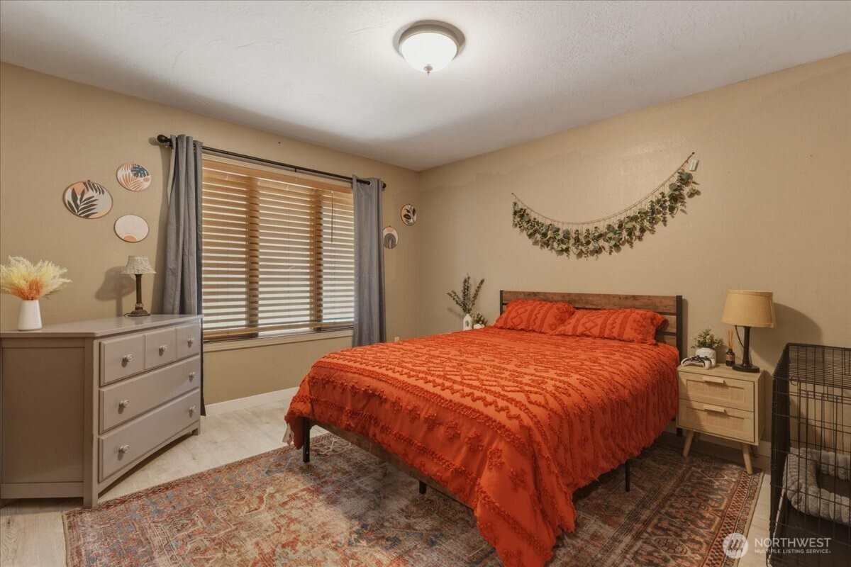 313 SE Trinity Avenue , Wilbur, WA 99185