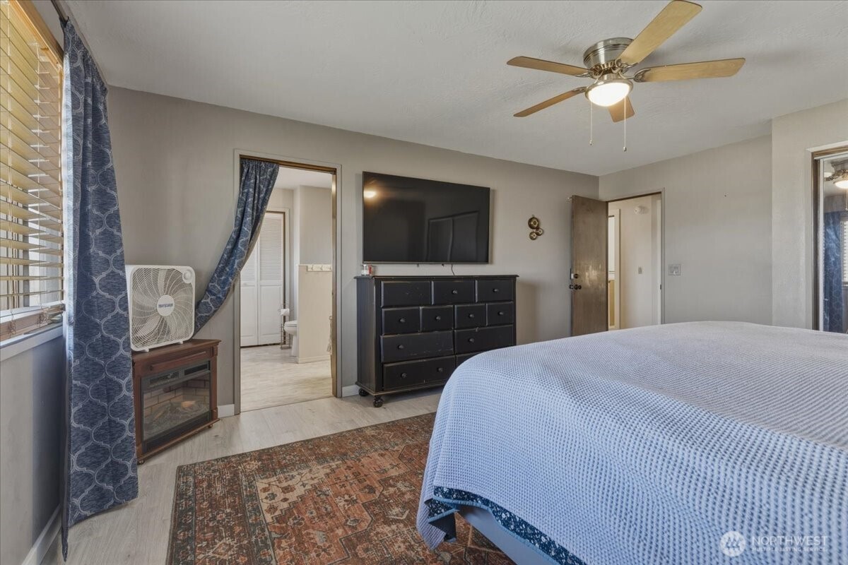 313 SE Trinity Avenue , Wilbur, WA 99185