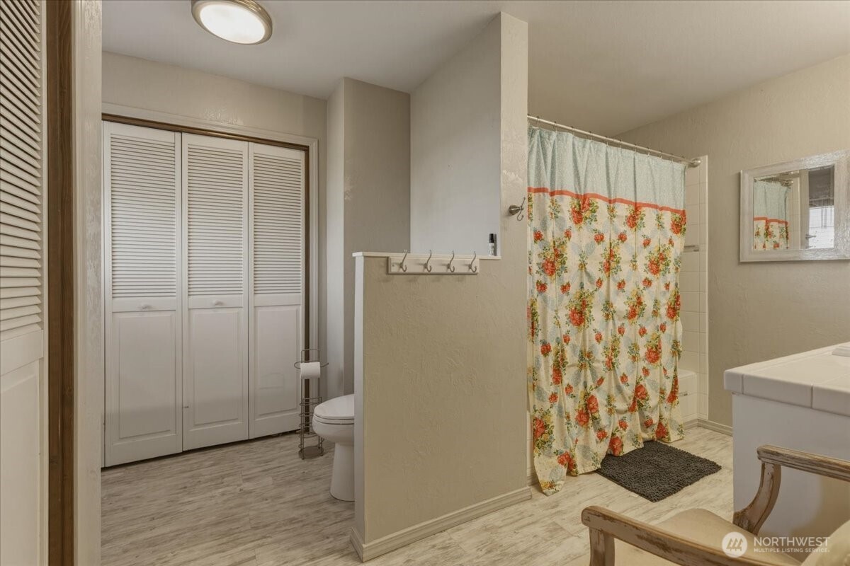 313 SE Trinity Avenue , Wilbur, WA 99185