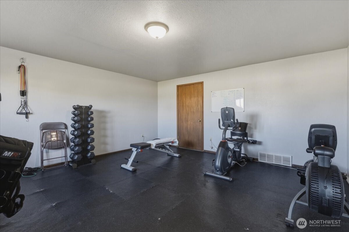 313 SE Trinity Avenue , Wilbur, WA 99185