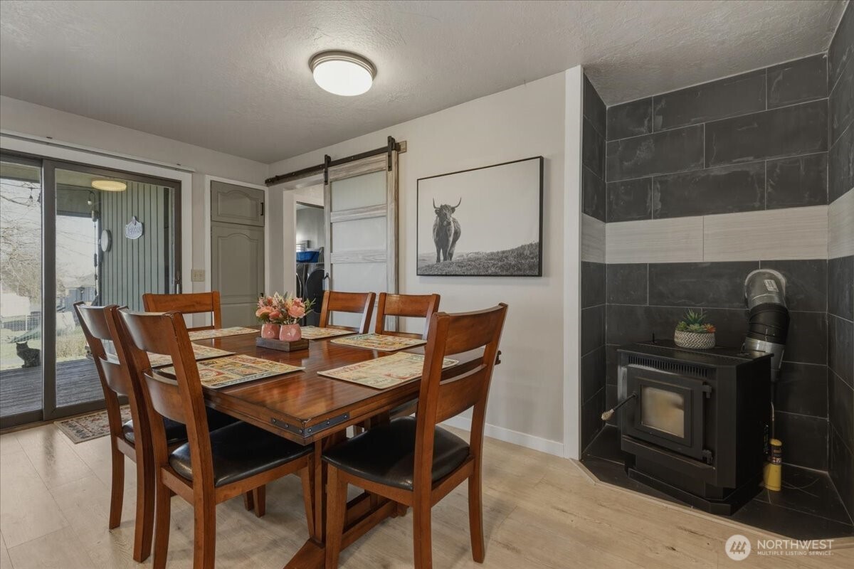 313 SE Trinity Avenue , Wilbur, WA 99185