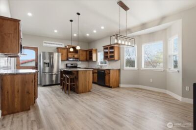 55676 Bay Area Dr NE, Electric City, WA 99123 - Photo 11