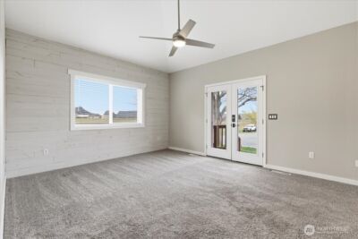 55676 Bay Area Dr NE, Electric City, WA 99123 - Photo 22