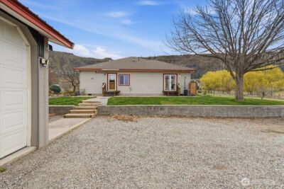 55676 Bay Area Dr NE, Electric City, WA 99123 - Photo 29