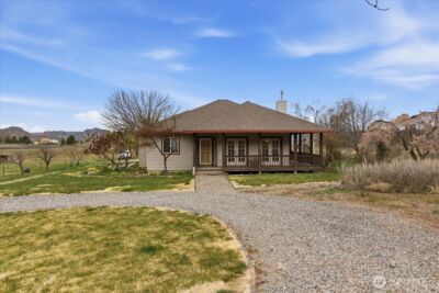 55676 Bay Area Dr NE, Electric City, WA 99123 - Photo 4