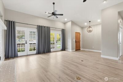 55676 Bay Area Dr NE, Electric City, WA 99123 - Photo 8