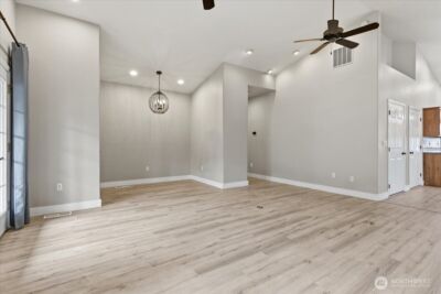 55676 Bay Area Dr NE, Electric City, WA 99123 - Photo 9