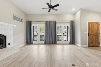 55676 Bay Area Dr NE, Electric City, WA 99123 - Photo 10