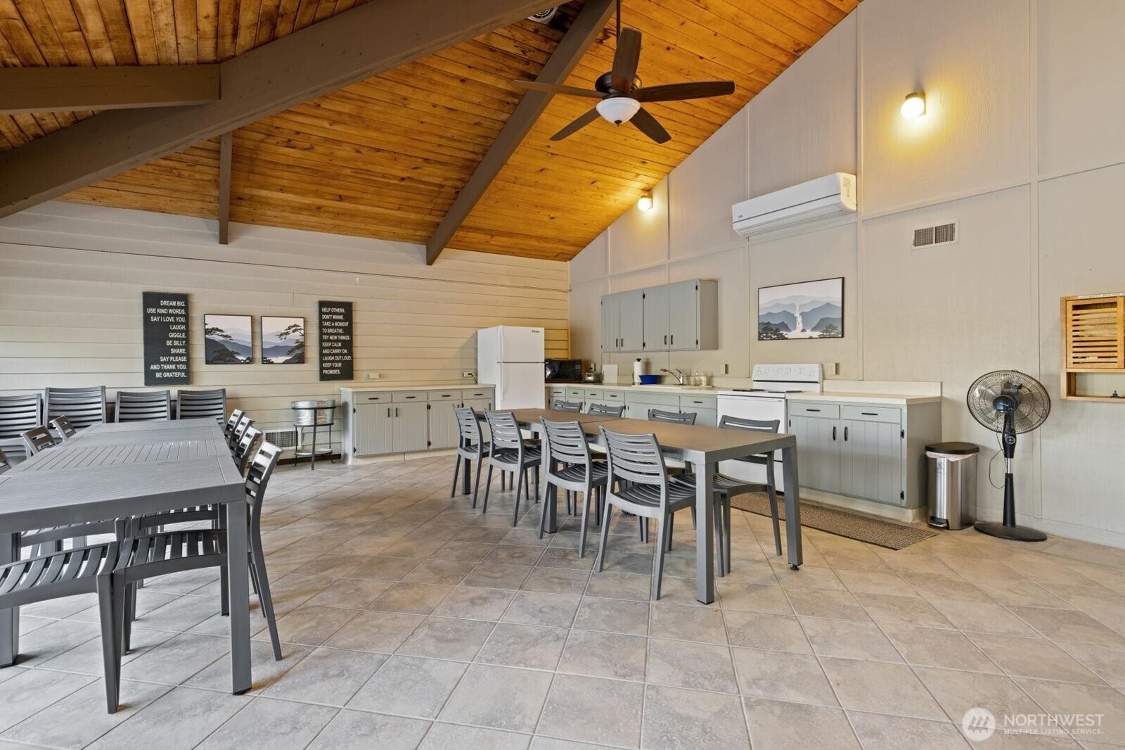 619 Country Club Road , Walla Walla, WA 99362