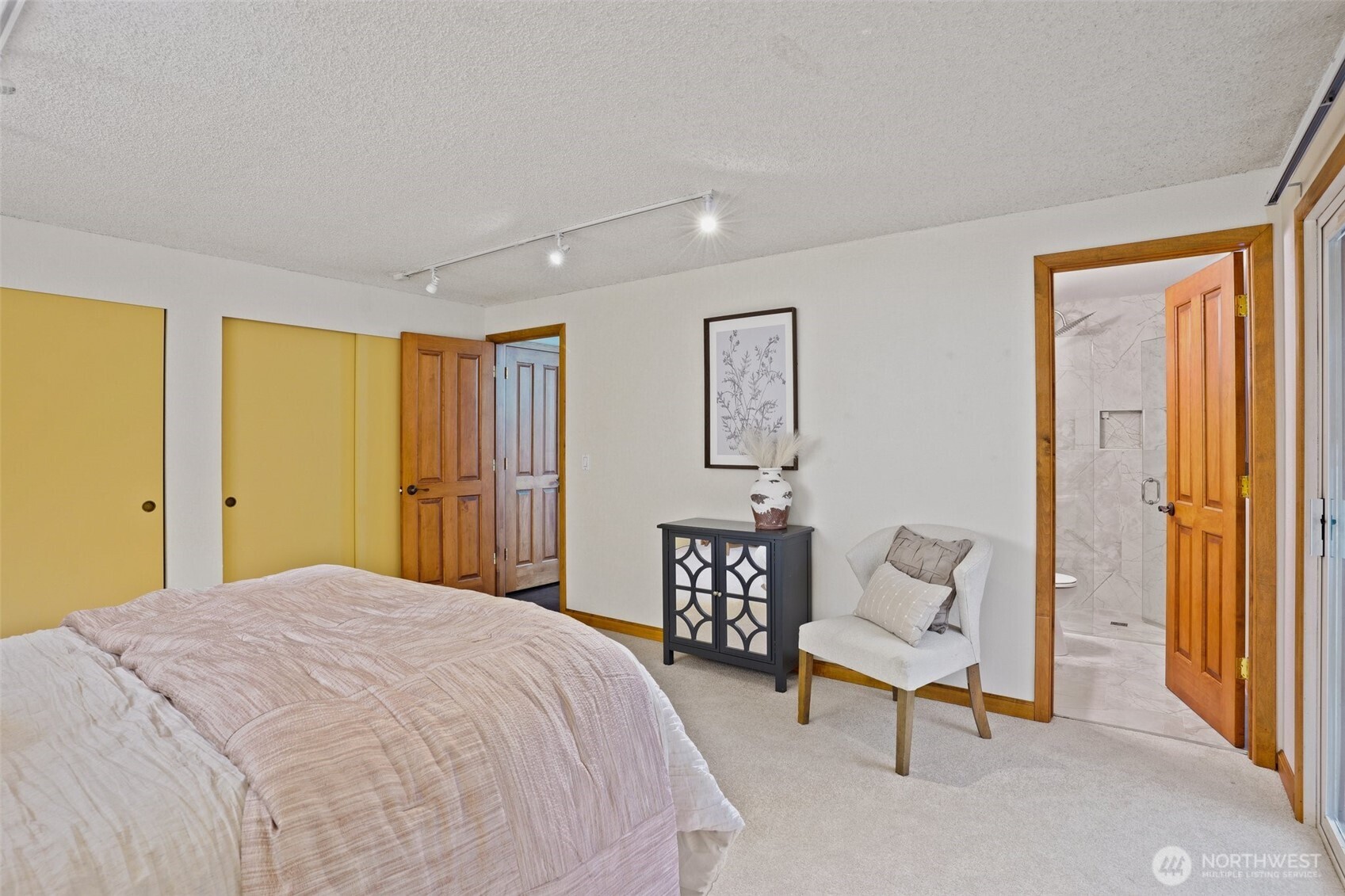 6111 Hawthorne Terrace NE NE, Tacoma, WA 98422