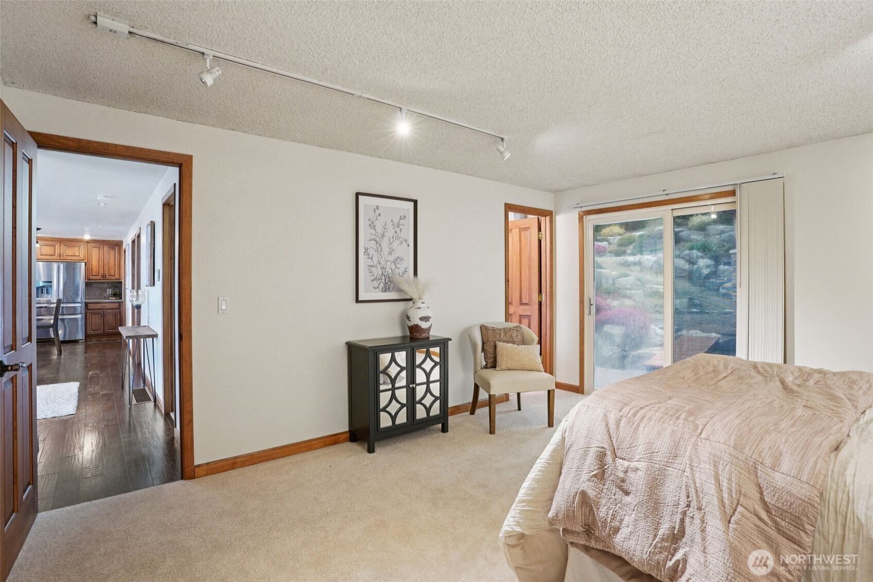 6111 Hawthorne Terrace NE NE, Tacoma, WA 98422