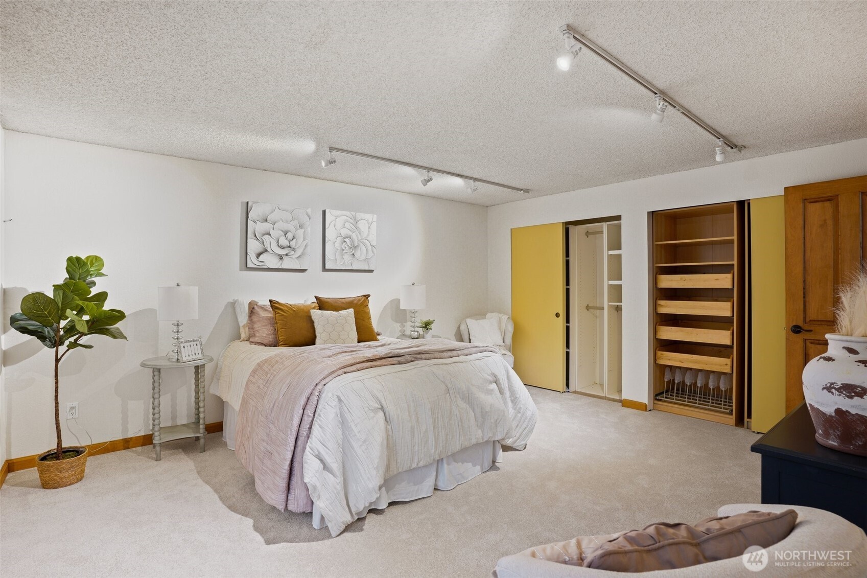 6111 Hawthorne Terrace NE NE, Tacoma, WA 98422