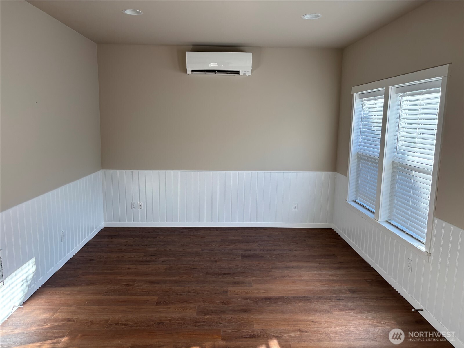 26787 Red Maple Lane NE, Kingston, WA 98346