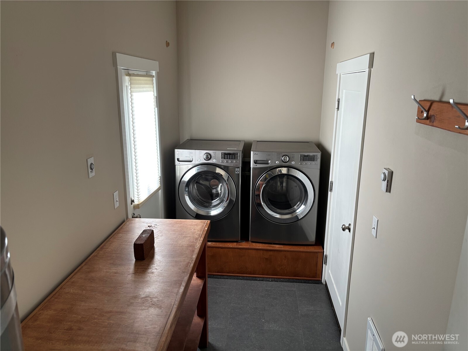 26787 Red Maple Lane NE, Kingston, WA 98346