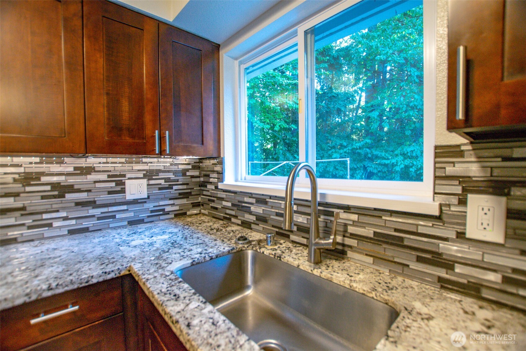 55 Meadowood Drive , Elma, WA 98541