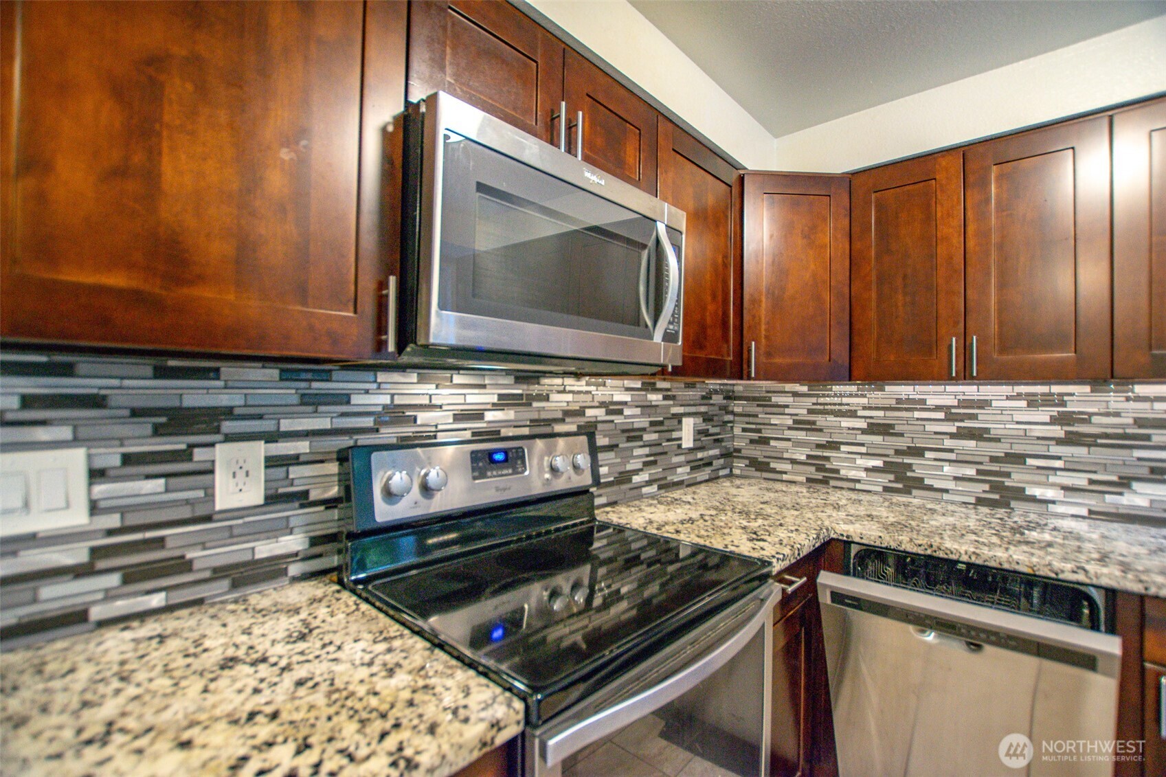 55 Meadowood Drive , Elma, WA 98541