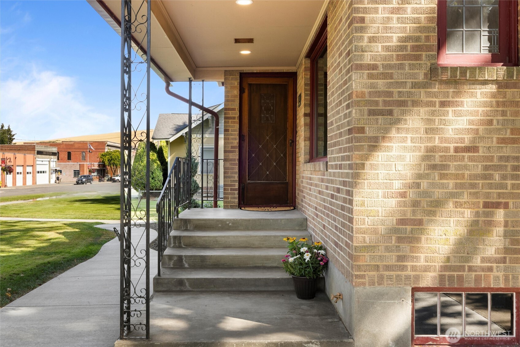 317 Main Street , Waitsburg, WA 99361