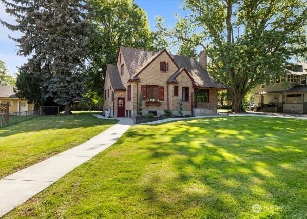 317 Main Street , Waitsburg, WA 99361