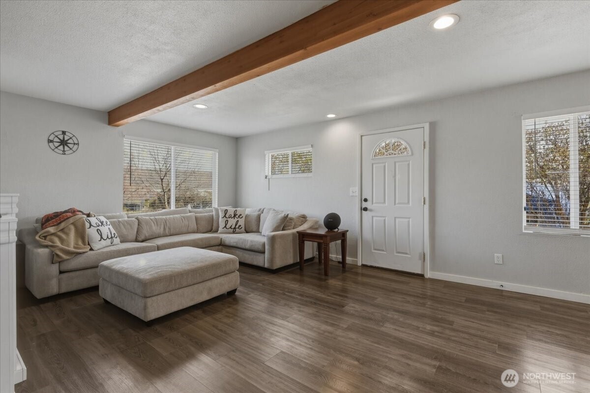 328 Sunny Drive , Electric City, WA 99123