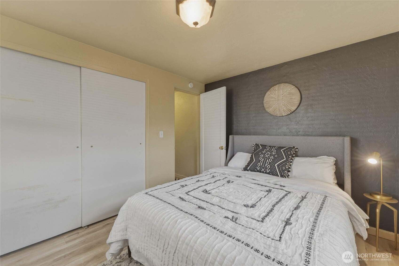 1557 J Street , Walla Walla, WA 99362