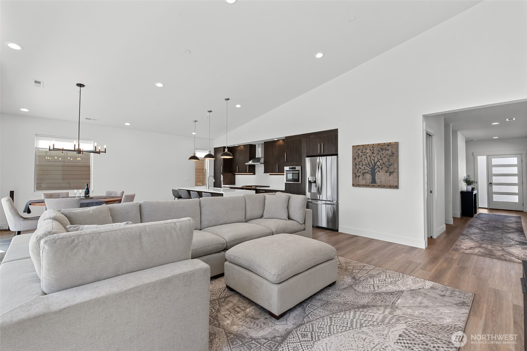 9773 Ridgeview Drive NW, Quincy, WA 98848