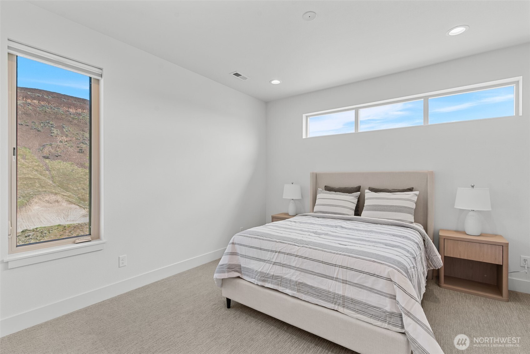 9773 Ridgeview Drive NW, Quincy, WA 98848