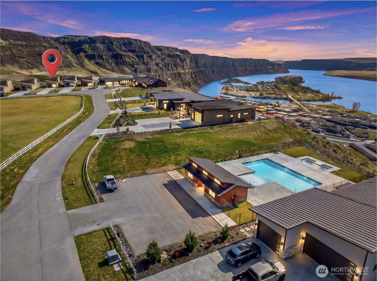 9773 Ridgeview Drive NW, Quincy, WA 98848