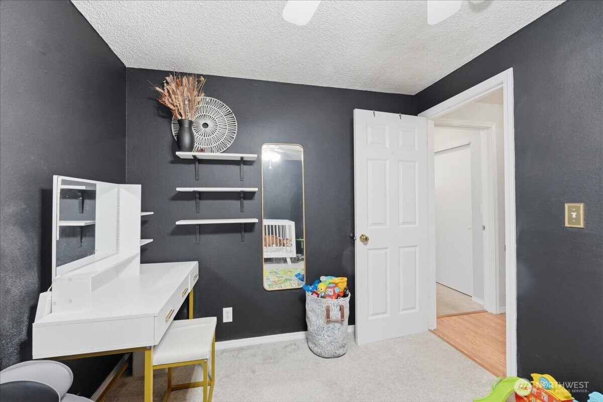 8531 Lake Forest Drive SE, Lacey, WA 98503