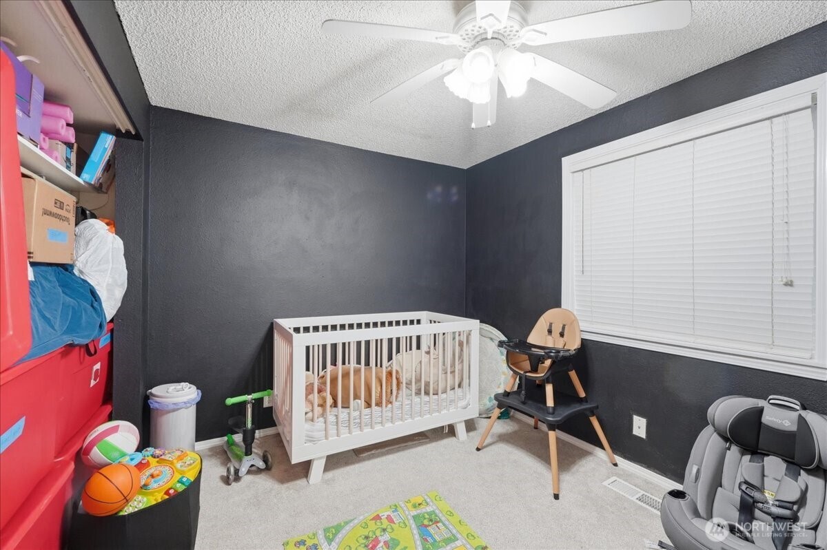 8531 Lake Forest Drive SE, Lacey, WA 98503