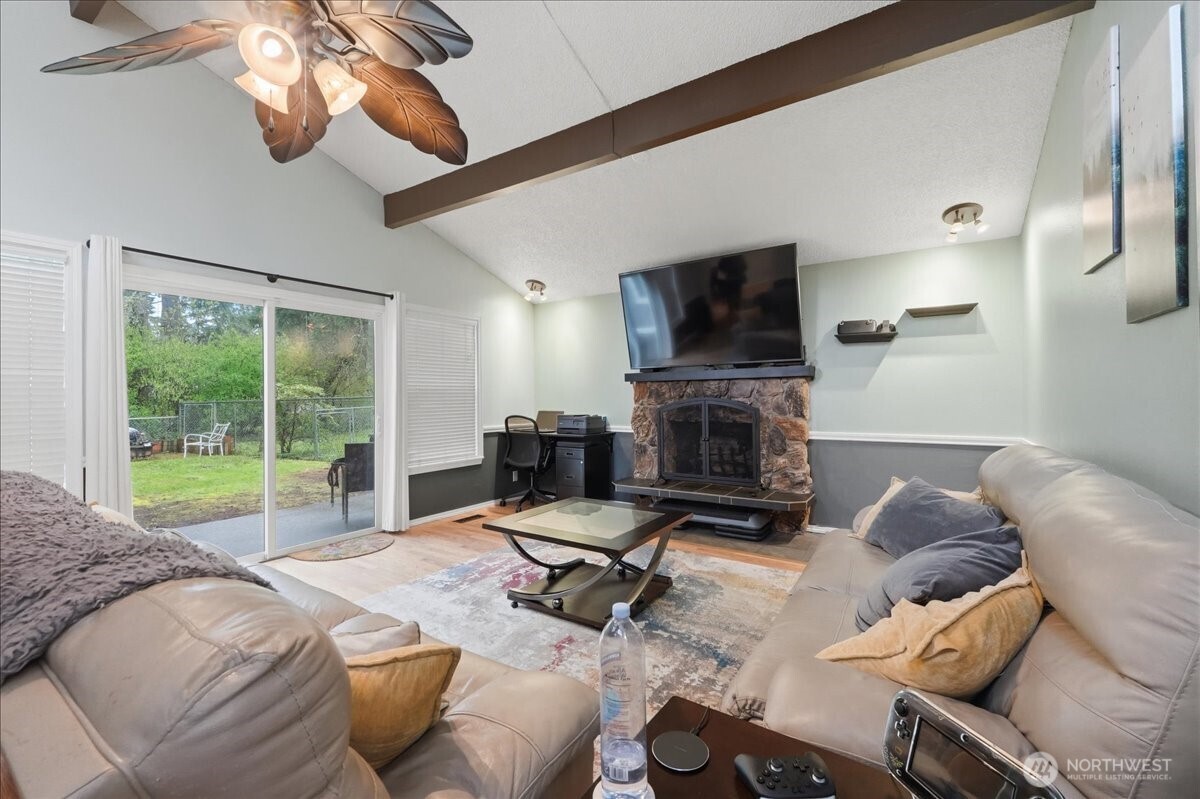 8531 Lake Forest Drive SE, Lacey, WA 98503