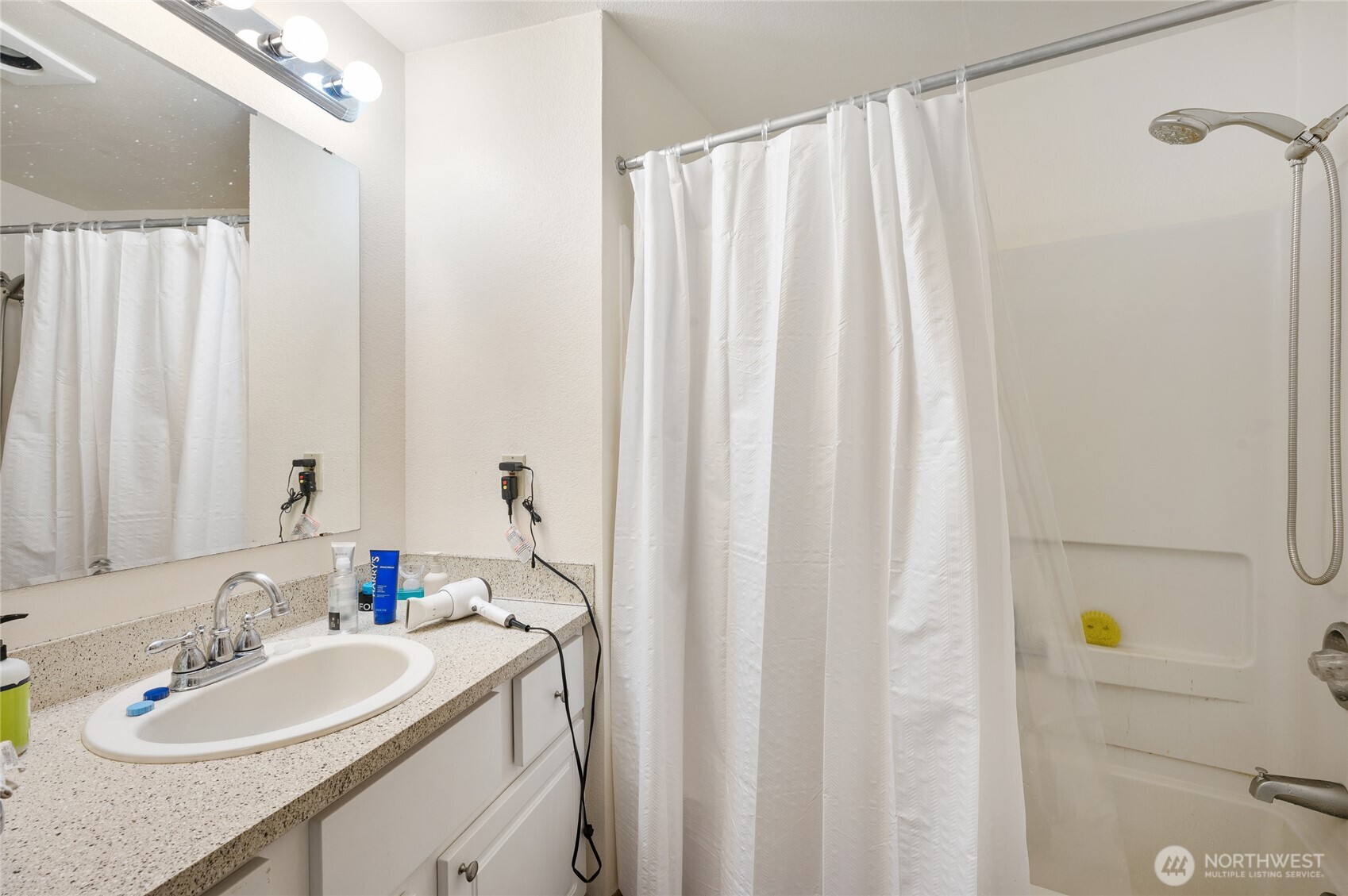 2418 NW 57th Street , Seattle, WA 98107