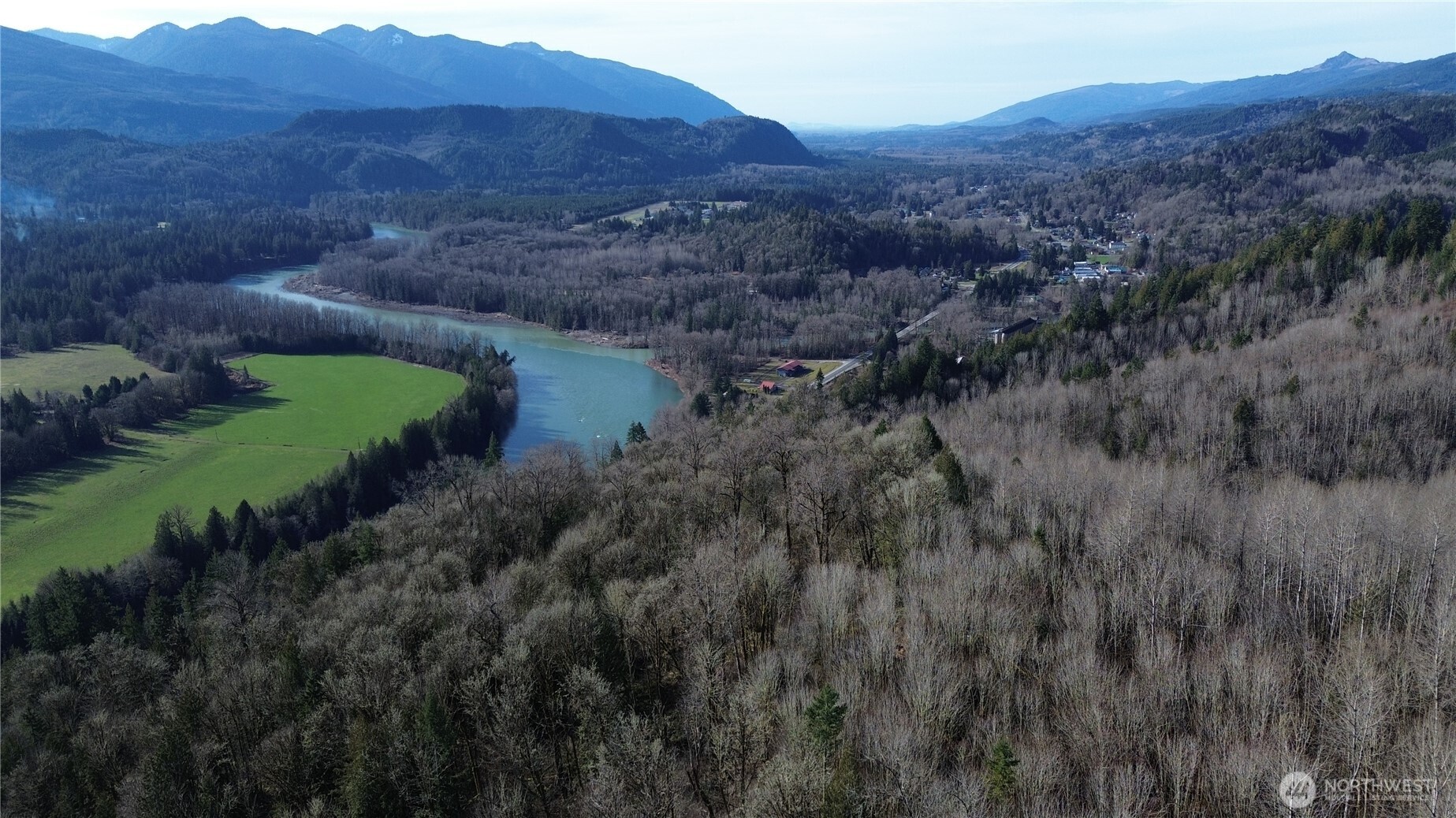 46824 Everett Lake Rd , Concrete, WA 98237