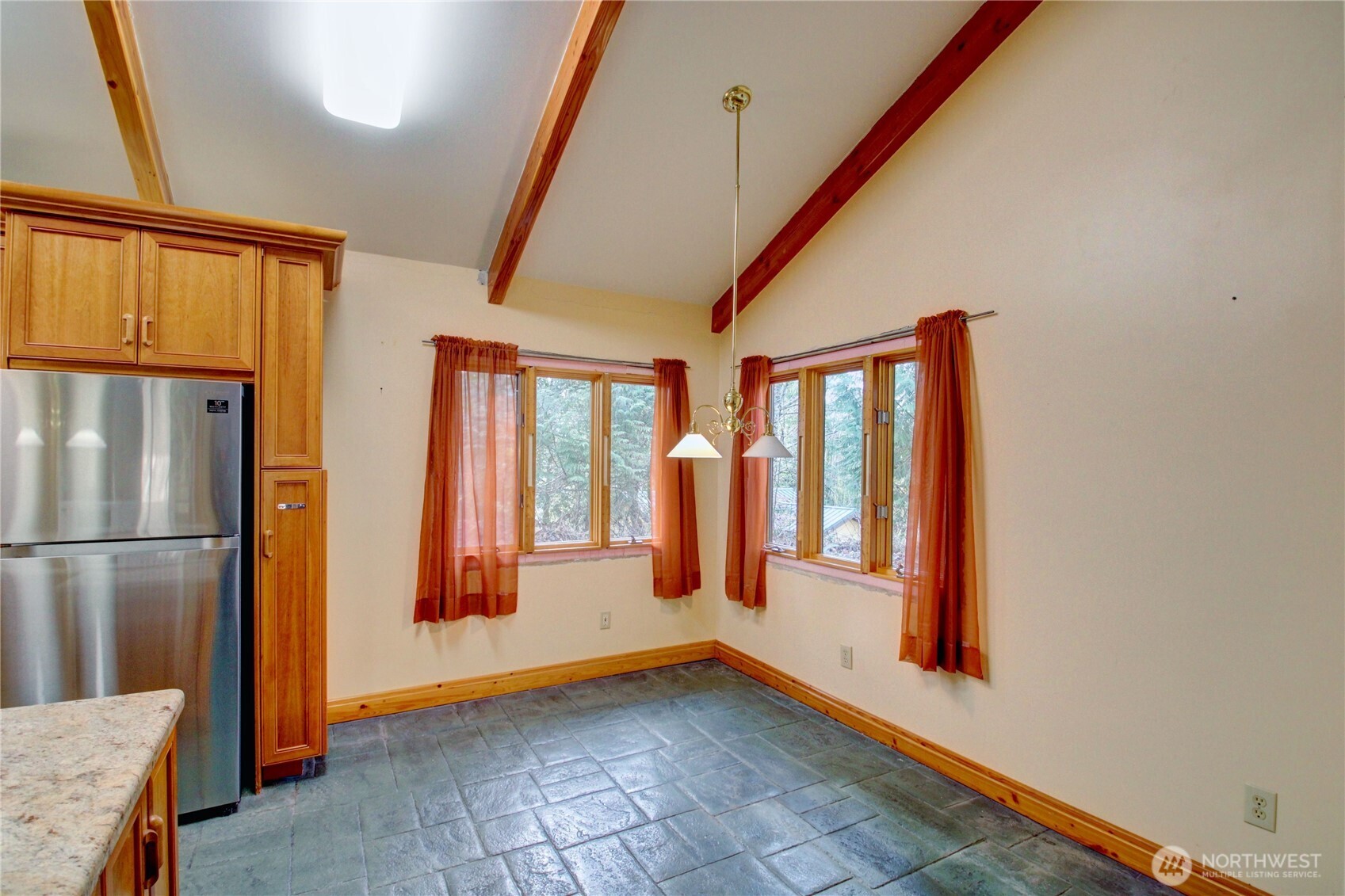 46824 Everett Lake Rd , Concrete, WA 98237