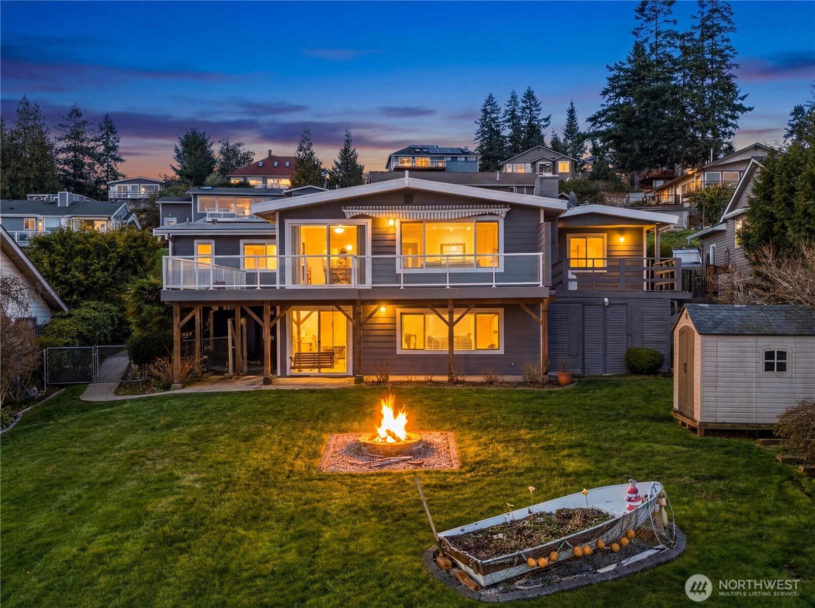 704 Flintstone Drive , Camano Island, WA 98282