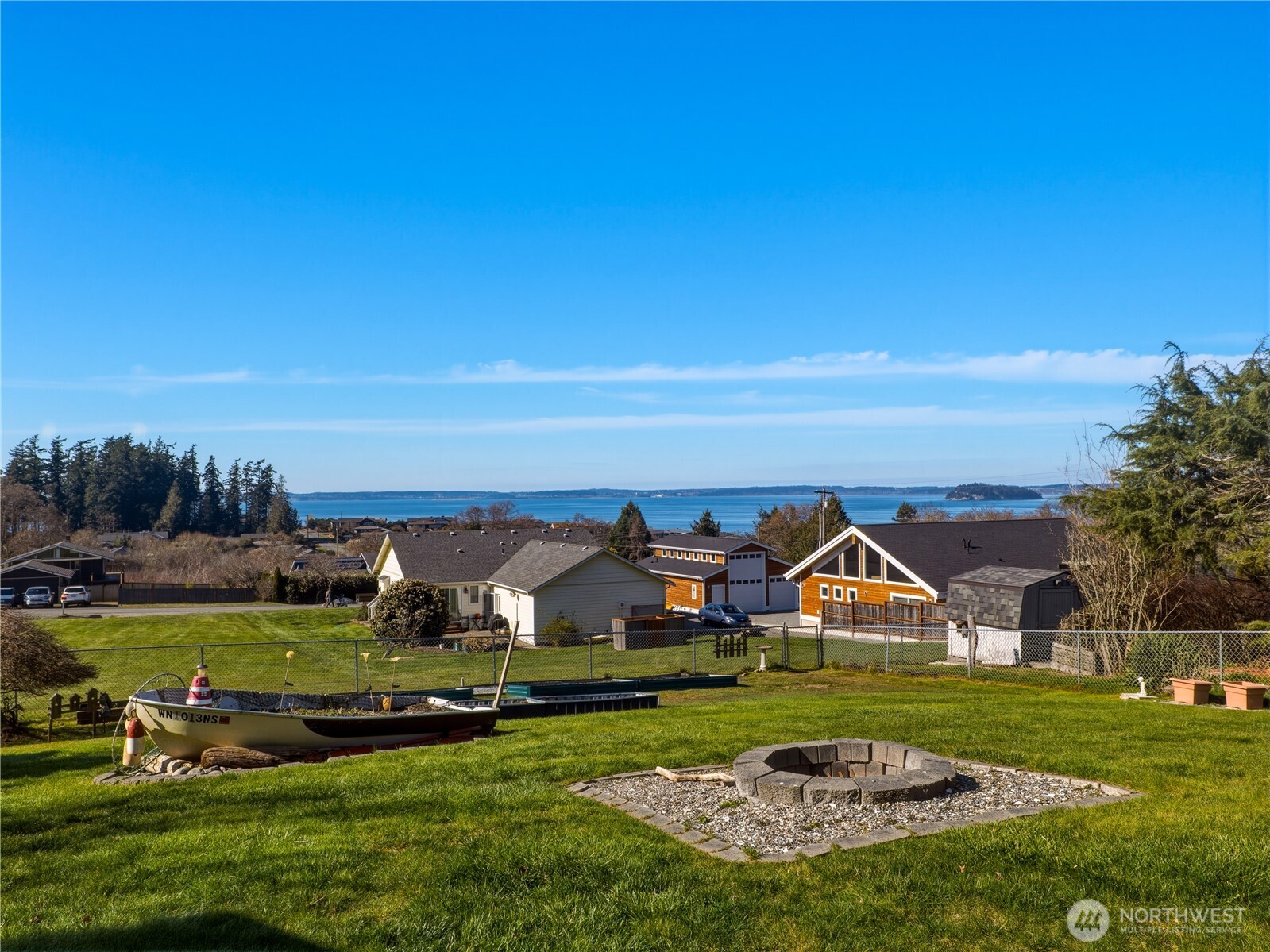 704 Flintstone Drive , Camano Island, WA 98282