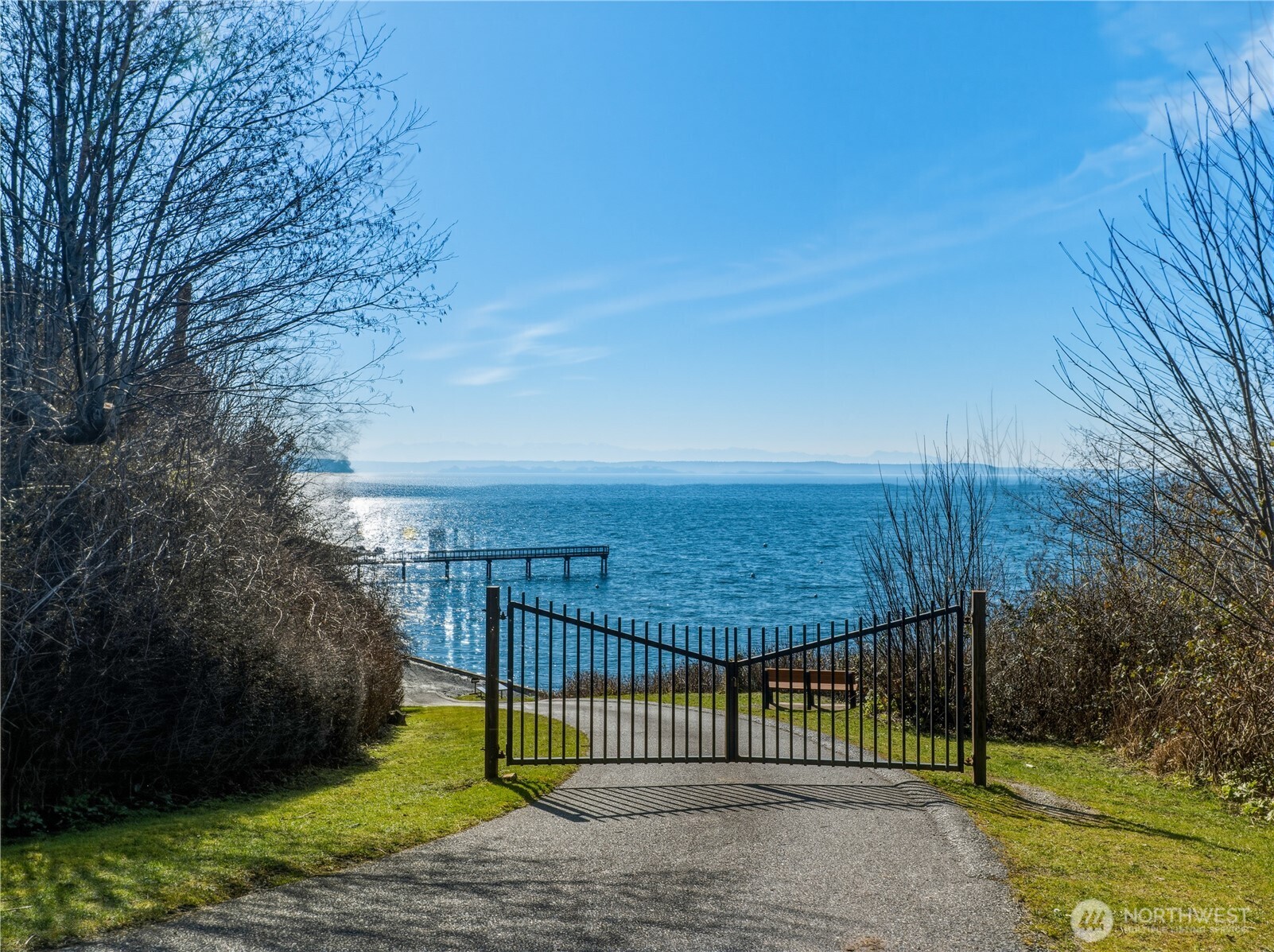 704 Flintstone Drive , Camano Island, WA 98282